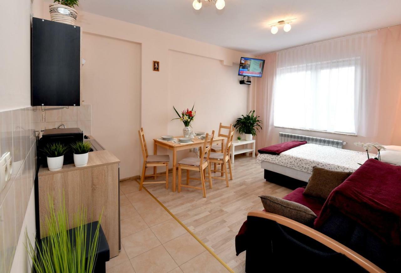 Zator Apartamenty Weekend מראה חיצוני תמונה